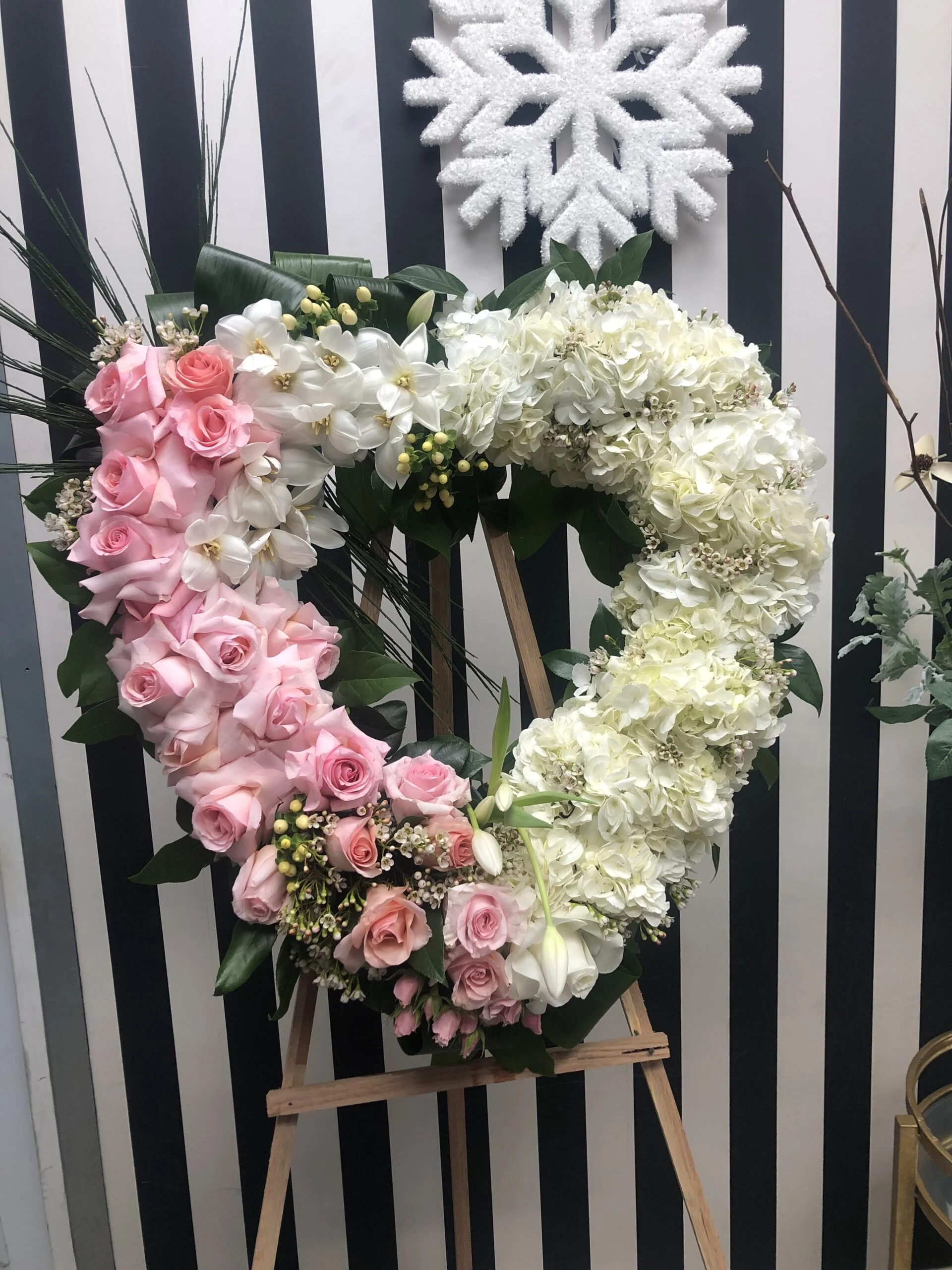 Composition item# av21fws10622